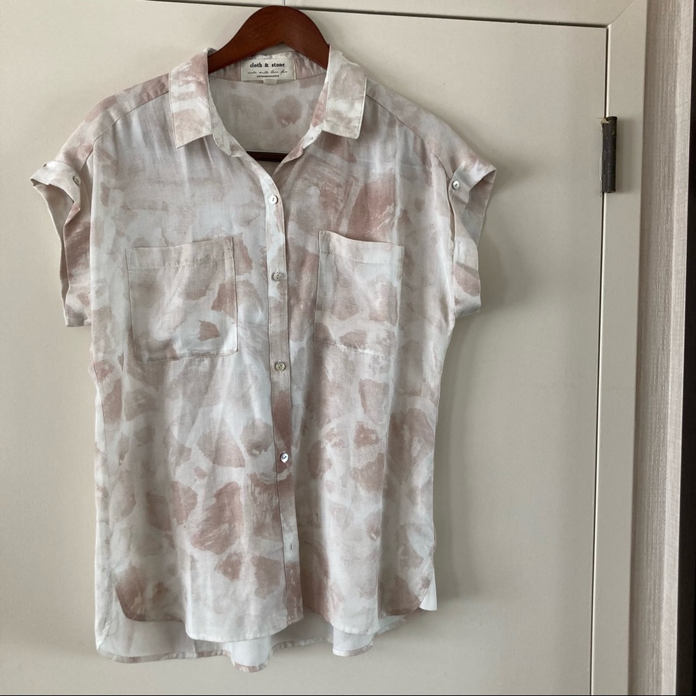Anthropologie Cloth and Stone CREAM/Shirt Size M